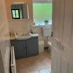 4 Bedroom, 8 Single Beds, With Free Parking & Wifi Near New Walkway * Navan