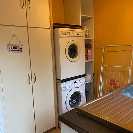 5 Bedroom House With Free Parking Near New Walkway * Navan